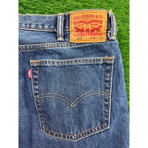 Levi’s 505 Jeans Men’s Straight Leg Sz W40 L32 Blue Denim Classic Fit USA Style - Picture 3 of 10